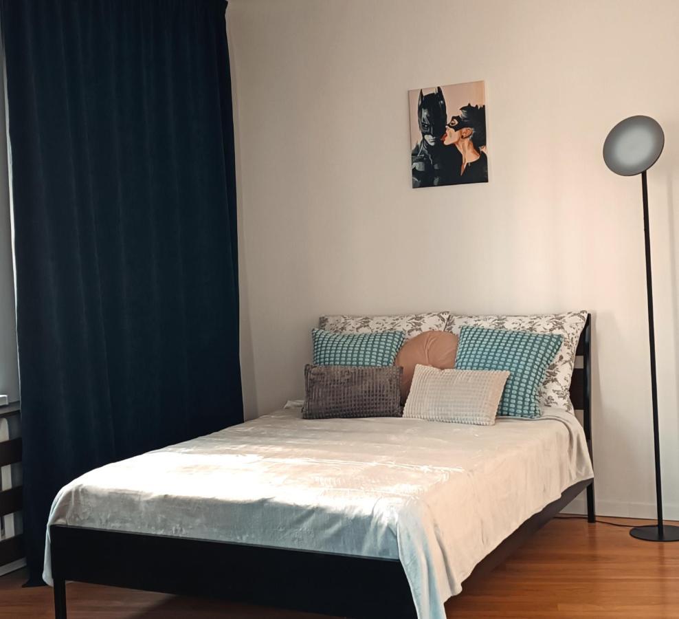 Duzy Prywatny Pokoj Blisko Starego Miasta. Pokoj 7 Varsovie Extérieur photo